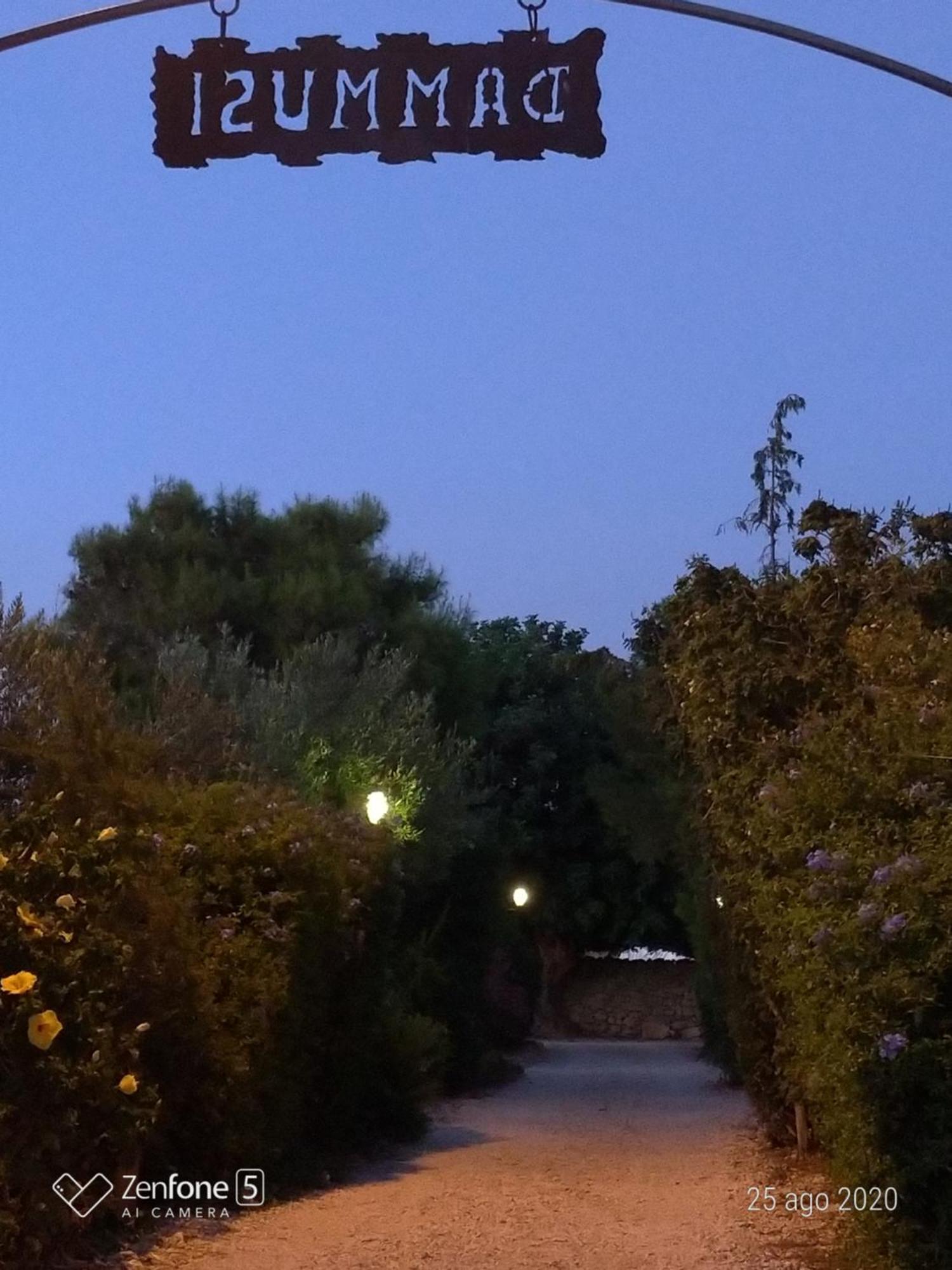 I Dammusi Villa Санта Кроче Камерина Екстериор снимка